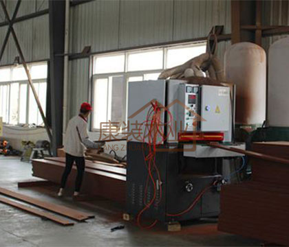 大型生態(tài)木切割車(chē)間